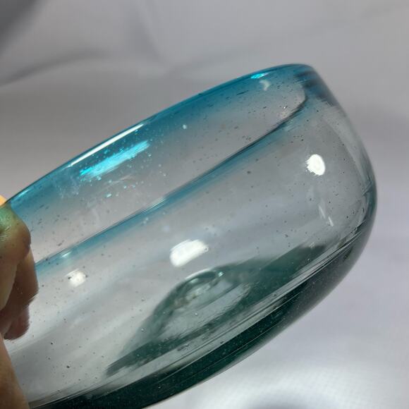 Hand blown Light Blue rim Art Bubble Glass bowl 6.5” - Picture 7 of 9
